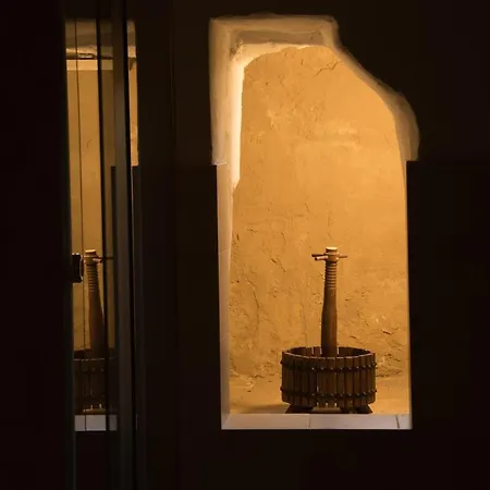 La Dimora Delle 3 Zie بيت ضيافة 4*