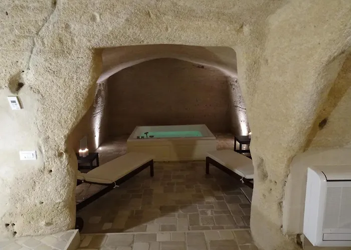 La Dimora Delle 3 Zie 4* ماتيرا