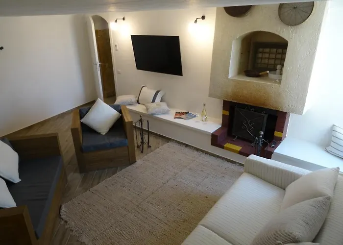 Guest house La Dimora Delle 3 Zie 4*