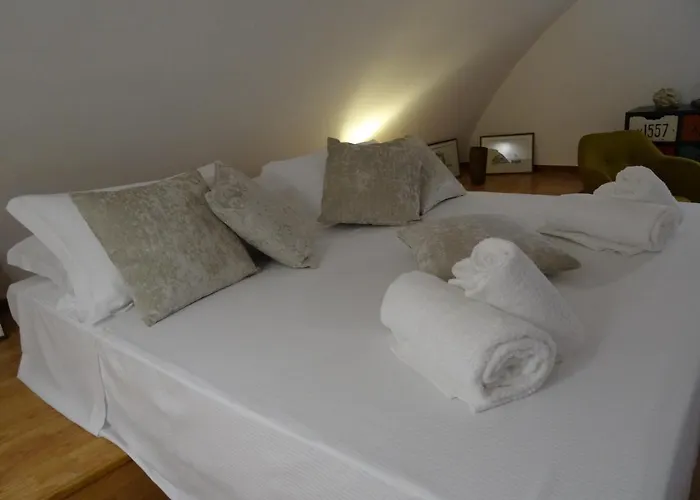 La Dimora Delle 3 Zie بيت ضيافة