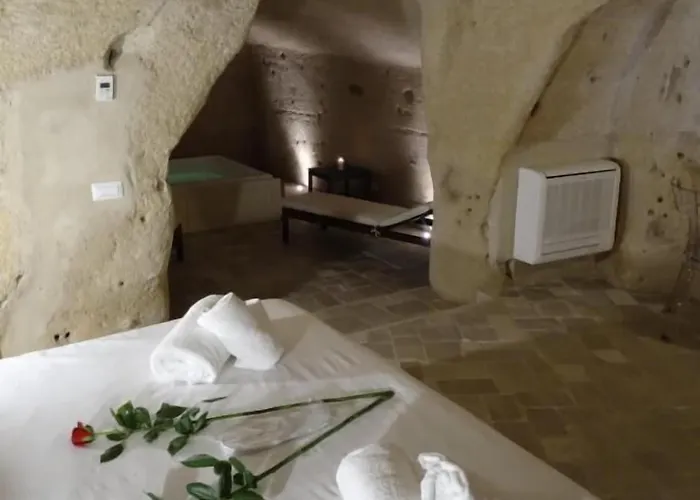 بيت ضيافة La Dimora Delle 3 Zie ماتيرا