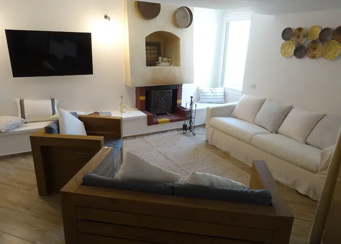 La Dimora Delle 3 Zie بيت ضيافة